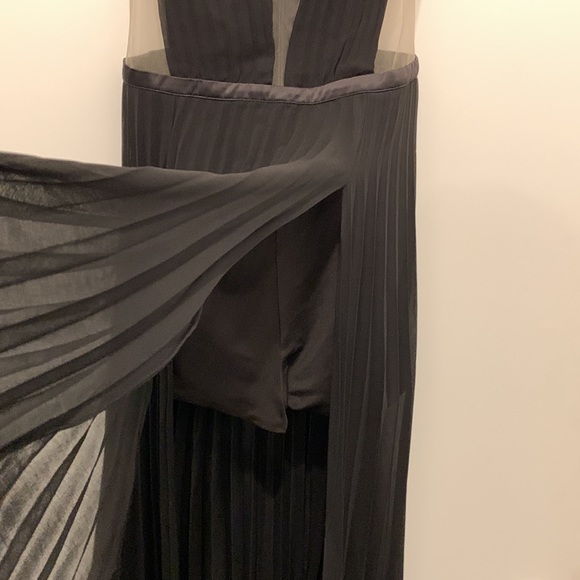 Bebe maxi dress with sheer long pleated bottom - Picture 3 of 5